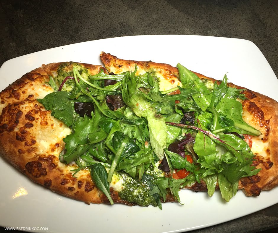 (c) FamilyReviewGuide Arugula_pizza_Stacked_Huntington_Beach